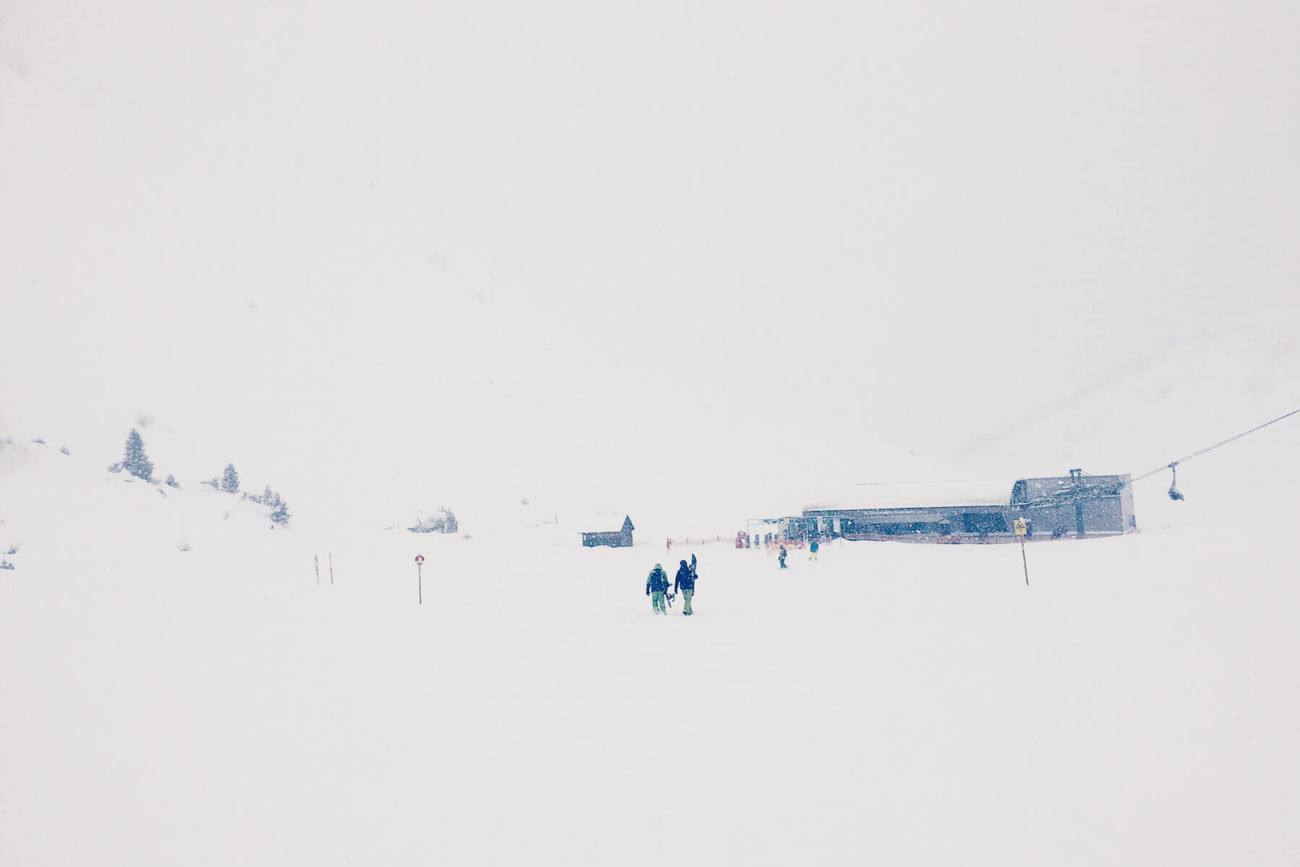 Snowboarder im Schnee